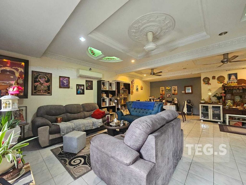 WhatsApp Image 2024-04-03 at 12.42.10 PM