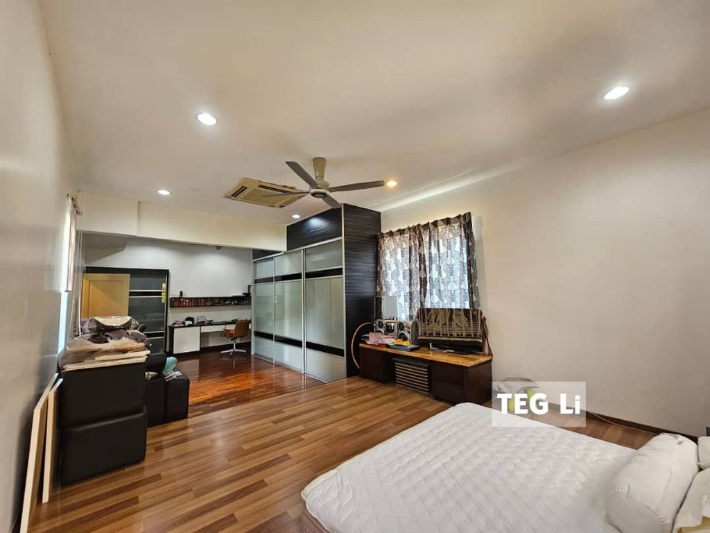 WhatsApp Image 2024-06-19 at 12.38.49 AM (1)