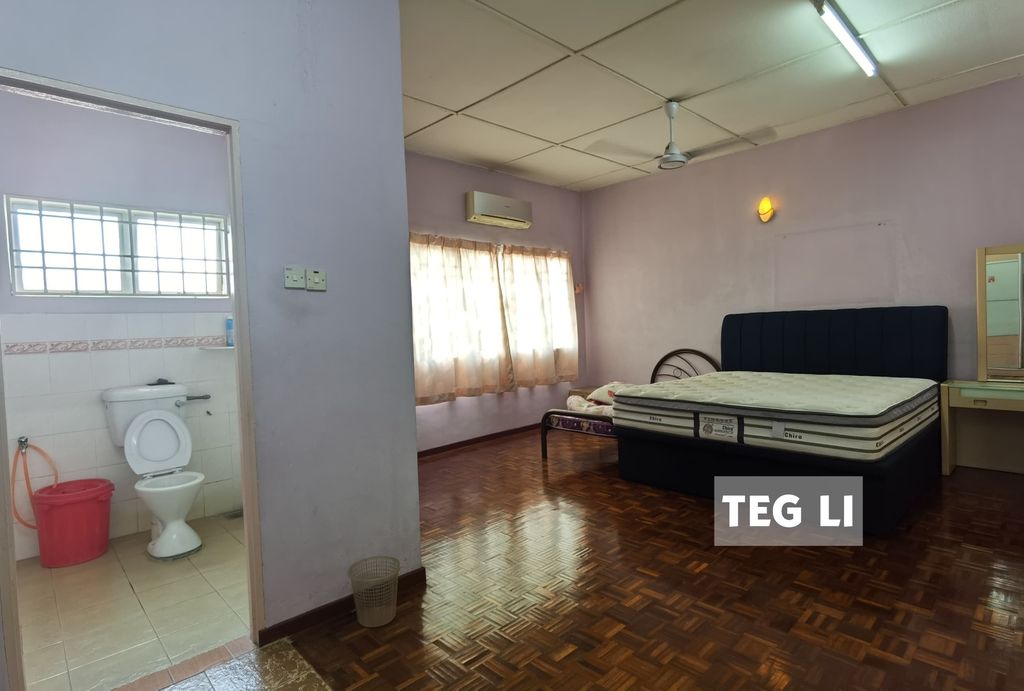 WhatsApp Image 2024-06-23 at 10.42.19 PM (1)