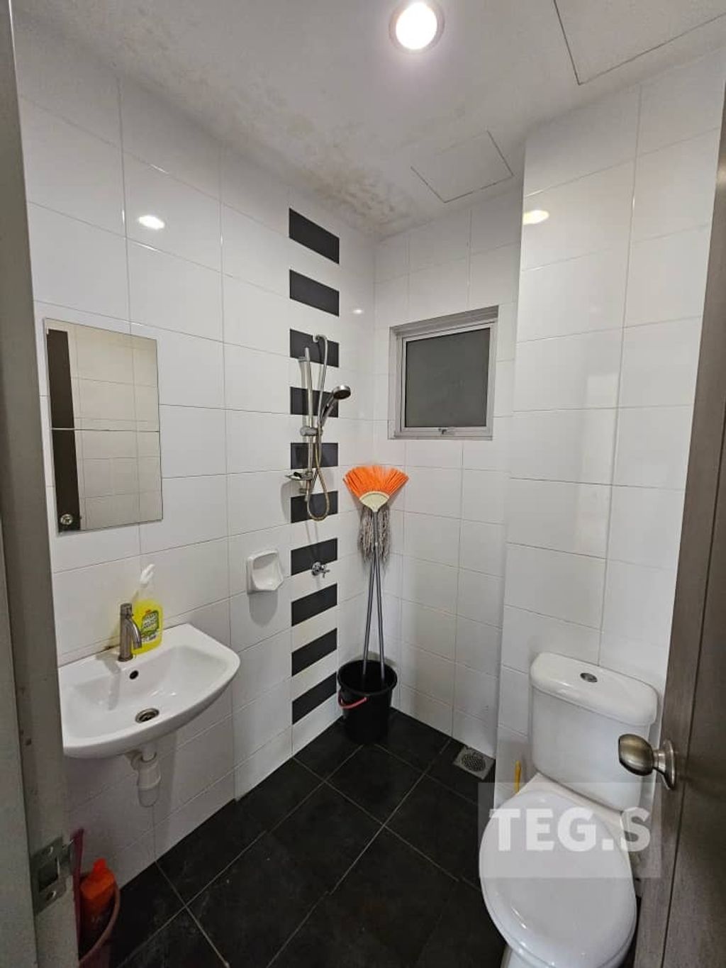 WhatsApp Image 2024-06-22 at 12.41.06 AM (1)