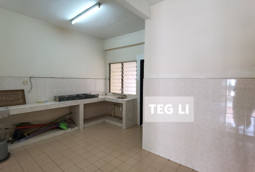 WhatsApp Image 2024-10-03 at 9.34.28 PM (2)