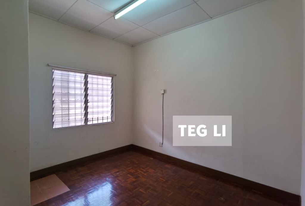 WhatsApp Image 2024-10-03 at 9.34.26 PM