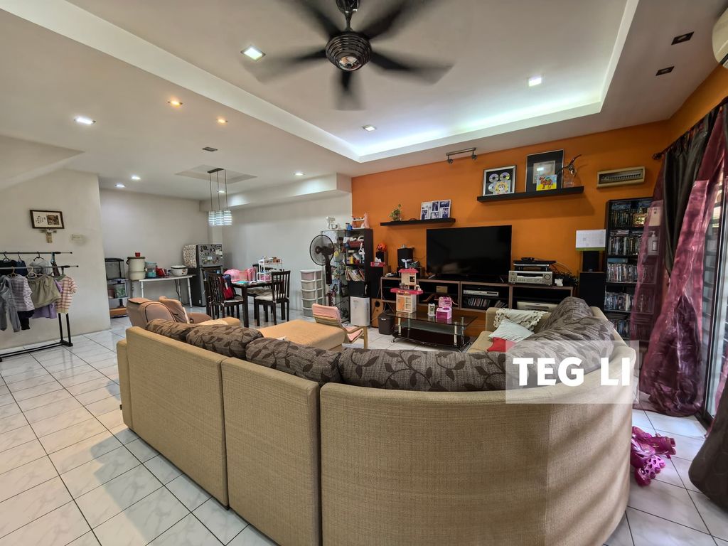 WhatsApp Image 2024-11-03 at 10.24.49 PM