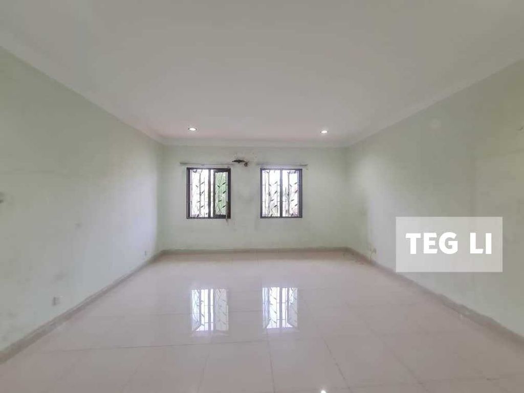 WhatsApp Image 2024-10-19 at 7.19.32 PM (1)