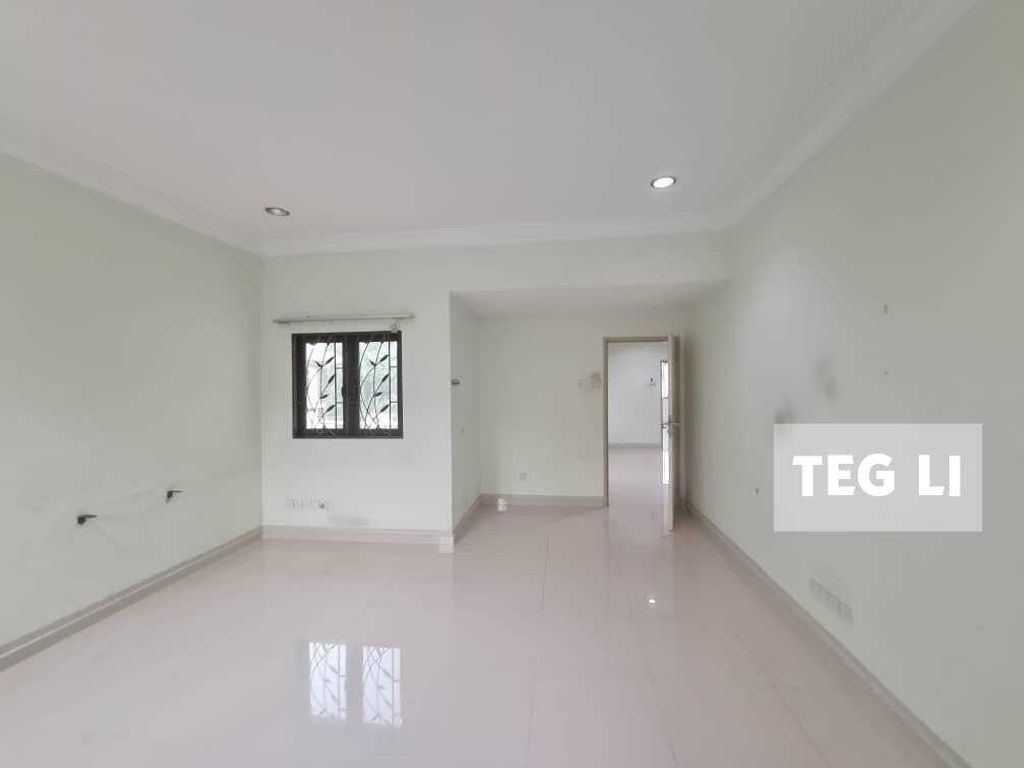 WhatsApp Image 2024-10-19 at 7.19.33 PM