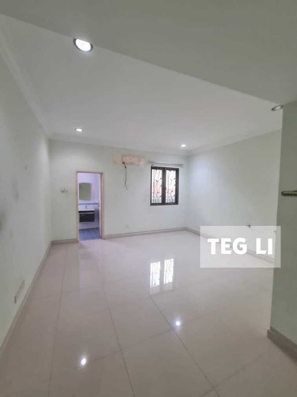 WhatsApp Image 2024-10-19 at 7.19.32 PM (3)