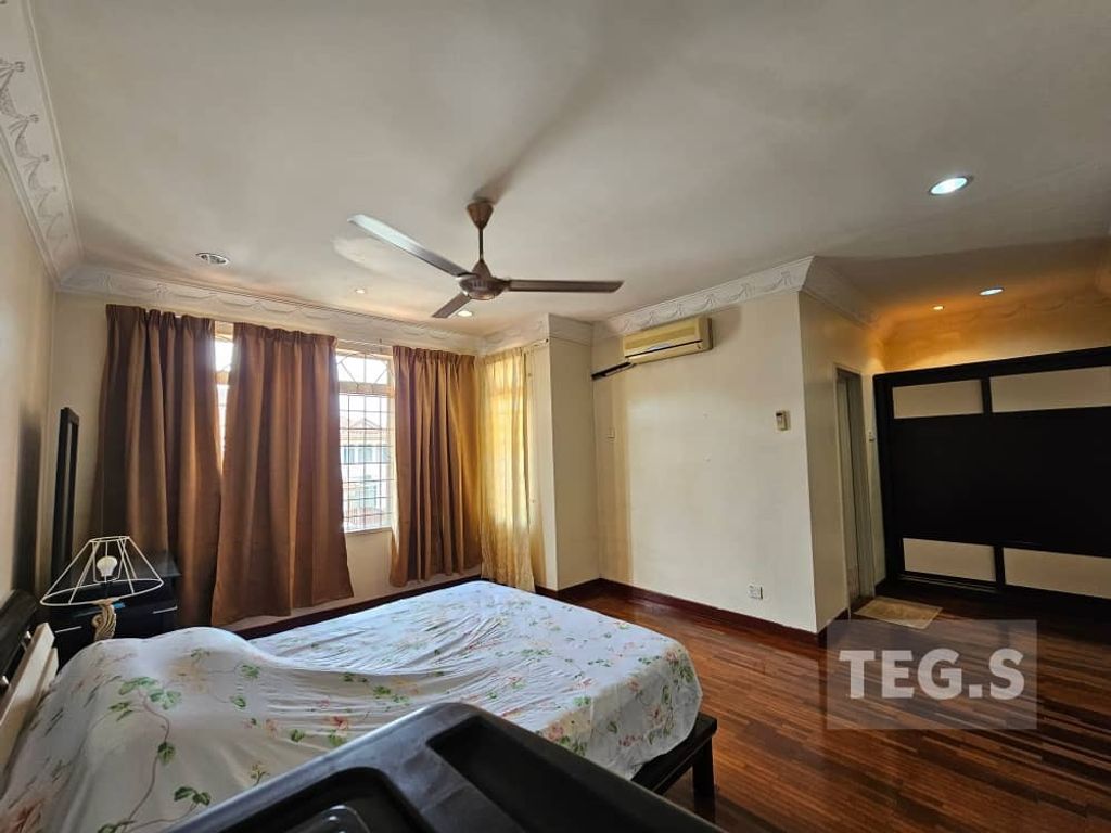 WhatsApp Image 2024-10-02 at 10.29.48 AM