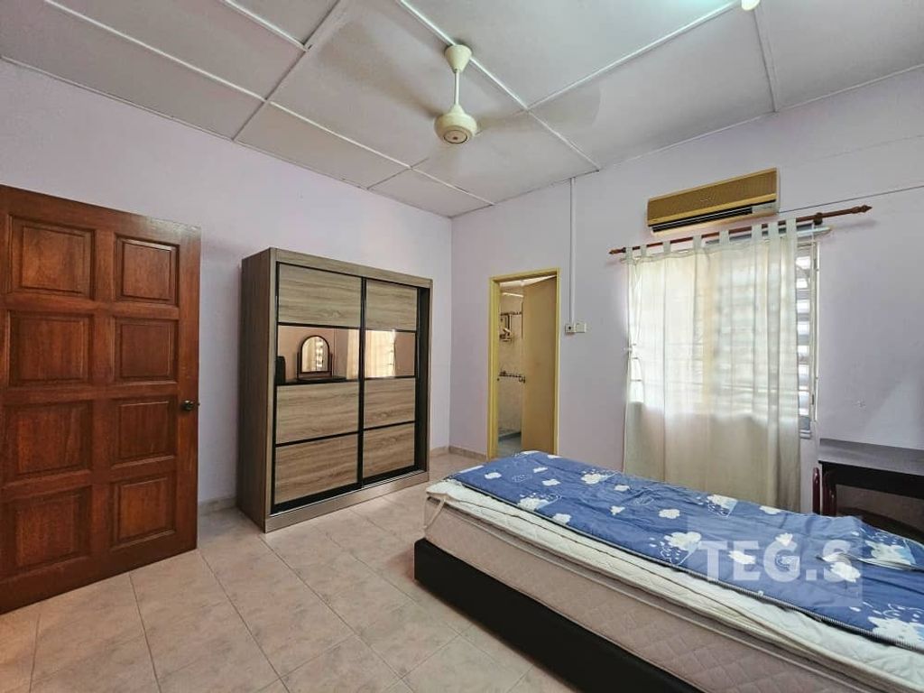 WhatsApp Image 2024-11-20 at 6.13.07 PM (4)