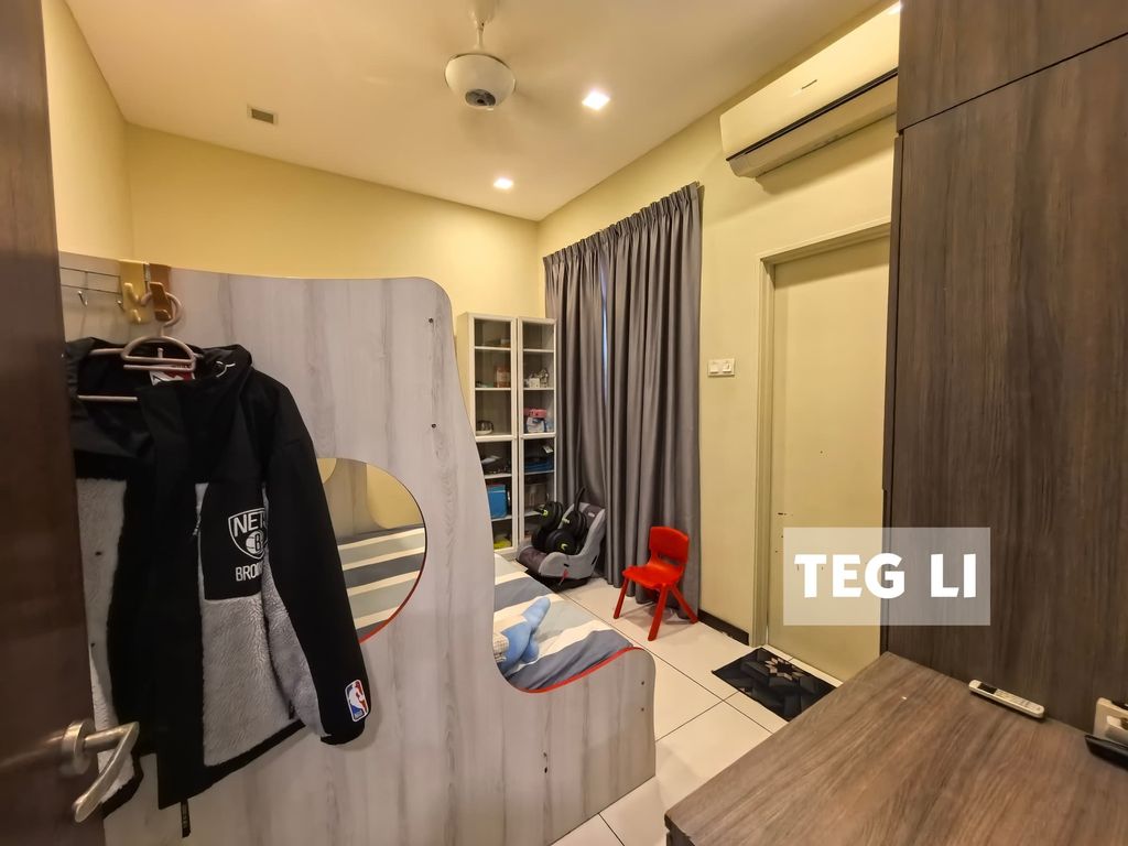 WhatsApp Image 2024-12-06 at 10.29.05 PM (3)