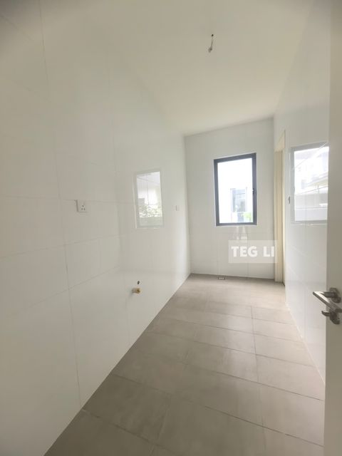 WhatsApp Image 2025-04-17 at 11.39.15 AM (2)