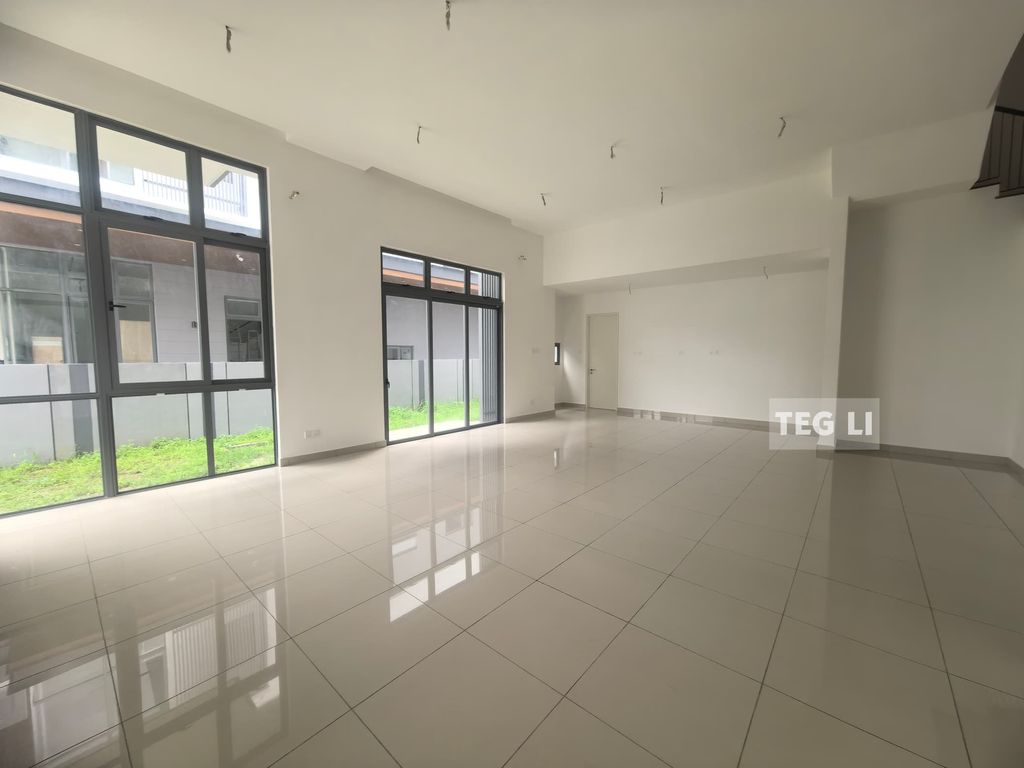 WhatsApp Image 2025-04-17 at 11.39.15 AM (5)