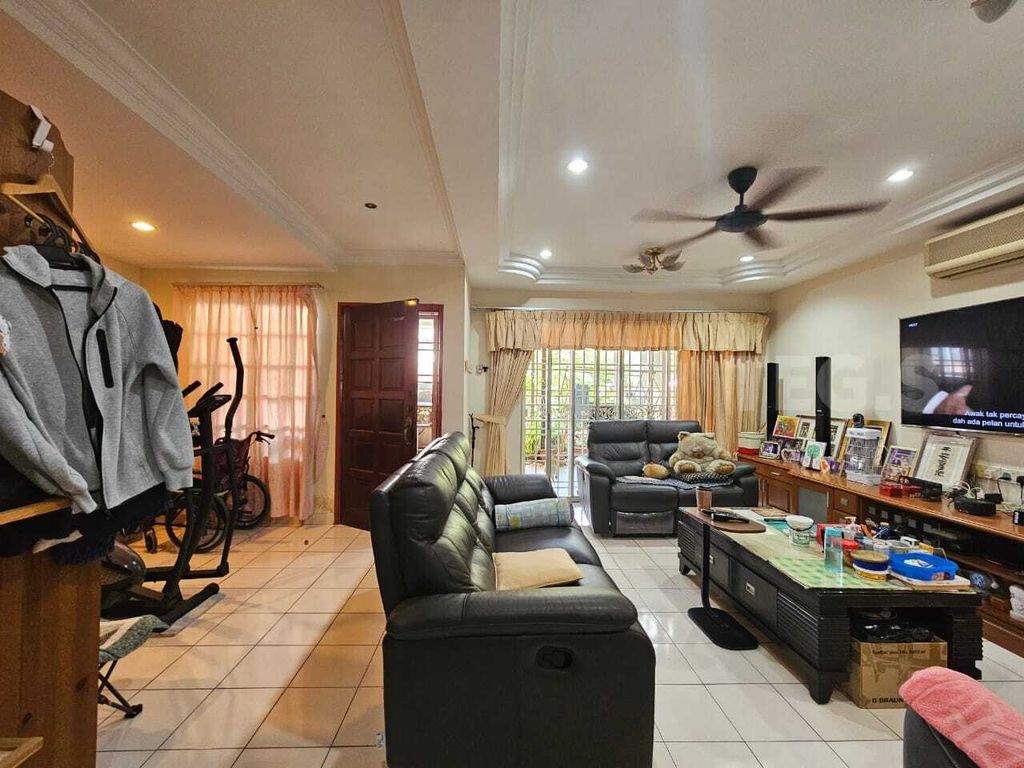 WhatsApp Image 2025-05-02 at 6.44.30 PM