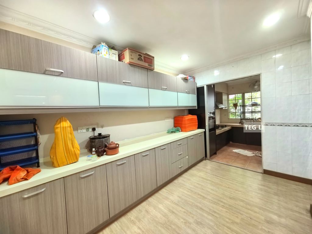 WhatsApp Image 2025-04-19 at 11.01.40 AM (1)