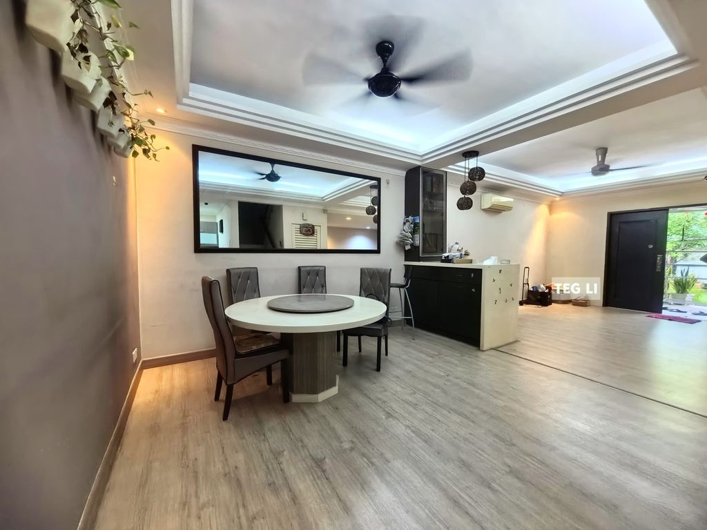 WhatsApp Image 2025-04-19 at 11.01.39 AM (1)