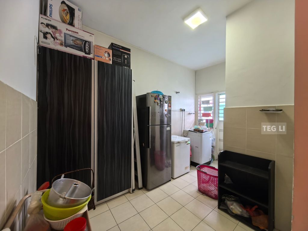 WhatsApp Image 2025-05-04 at 10.29.15 PM