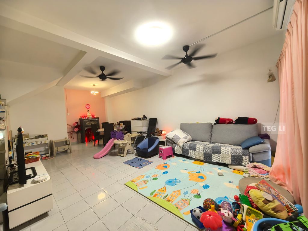 WhatsApp Image 2025-05-04 at 10.29.14 PM