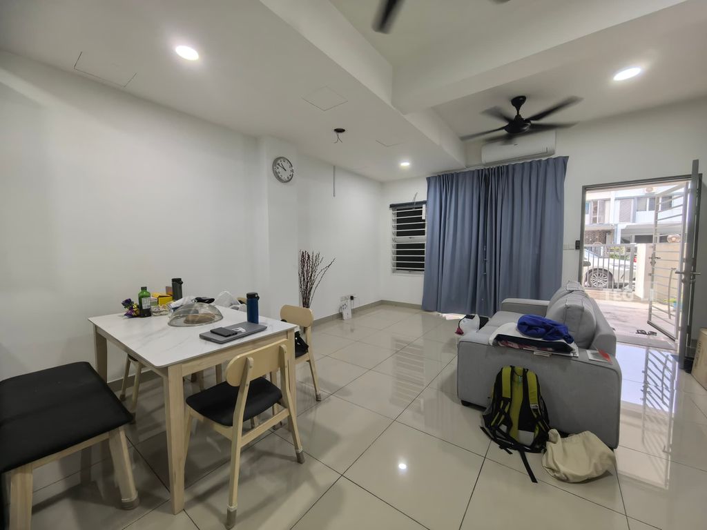 WhatsApp Image 2025-05-04 at 5.58.14 PM (1)