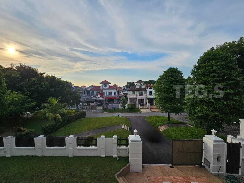 WhatsApp Image 2025-05-04 at 6.01.26 PM (2)