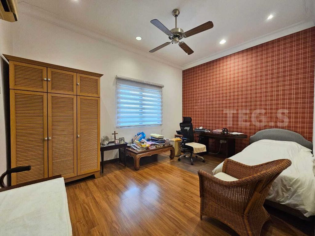 WhatsApp Image 2025-05-04 at 6.01.30 PM (2)