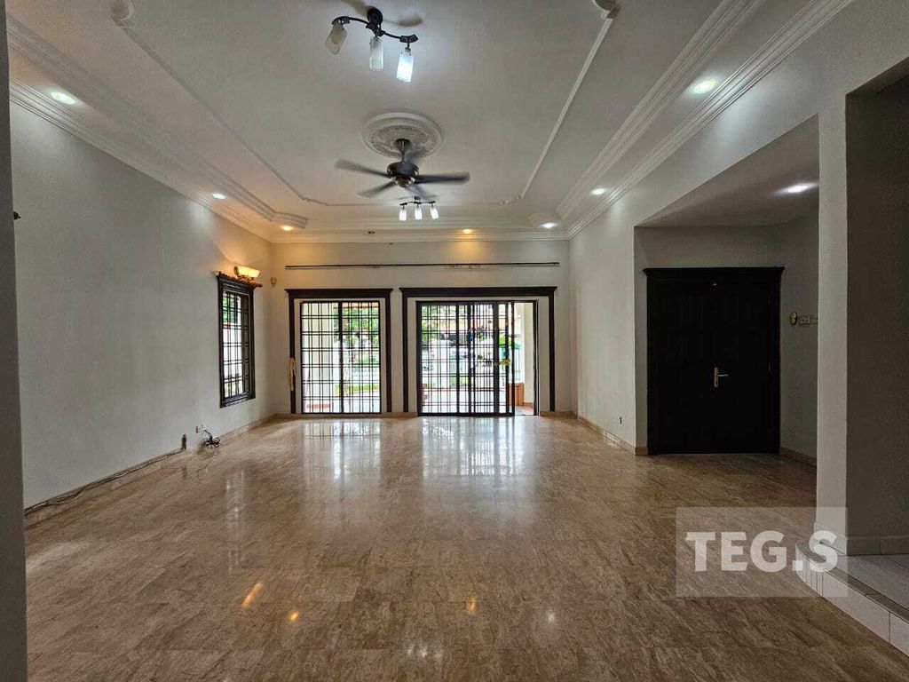 WhatsApp Image 2025-04-28 at 12.33.51 AM