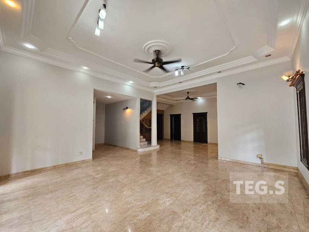 WhatsApp Image 2025-04-28 at 12.33.50 AM (2)