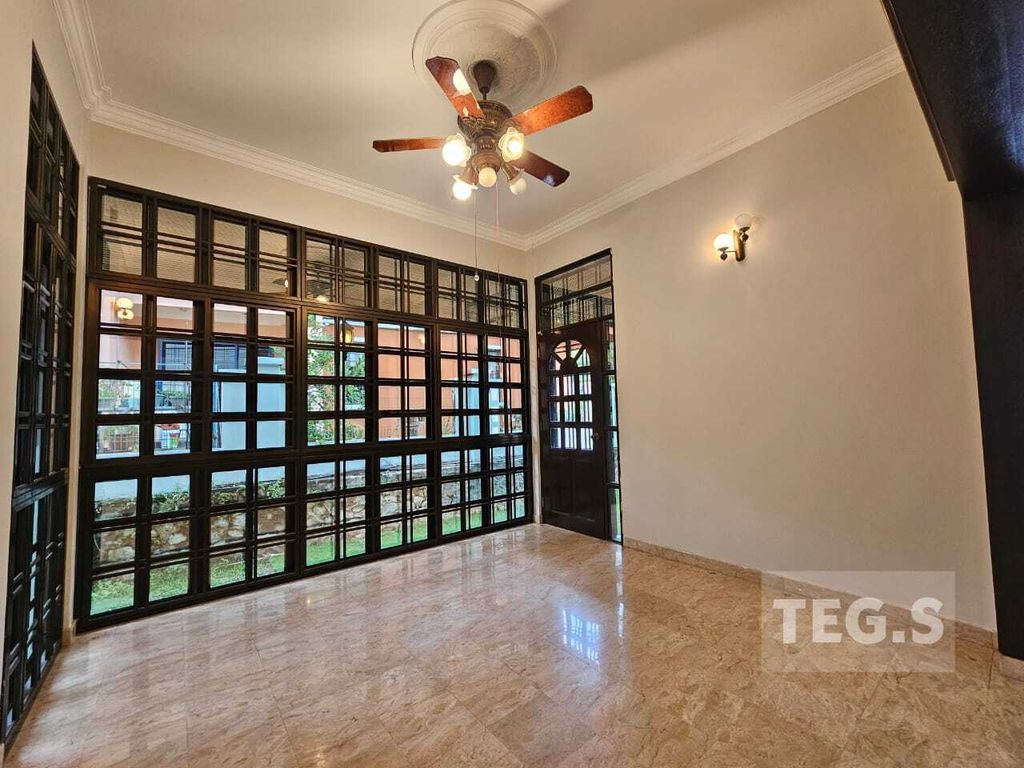 WhatsApp Image 2025-04-28 at 12.33.51 AM (2)