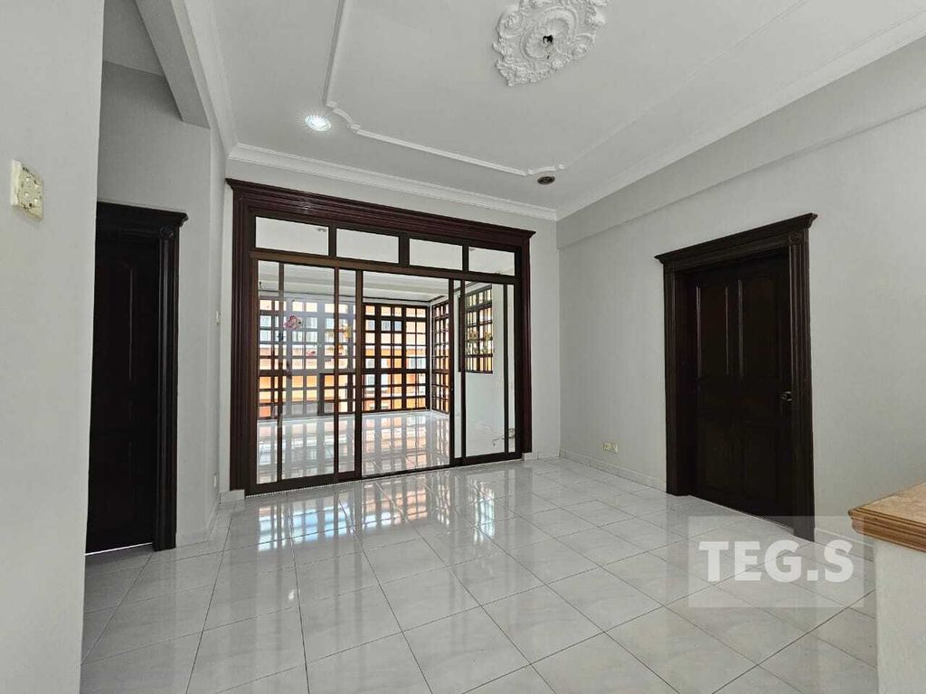 WhatsApp Image 2025-04-28 at 12.33.52 AM (3)