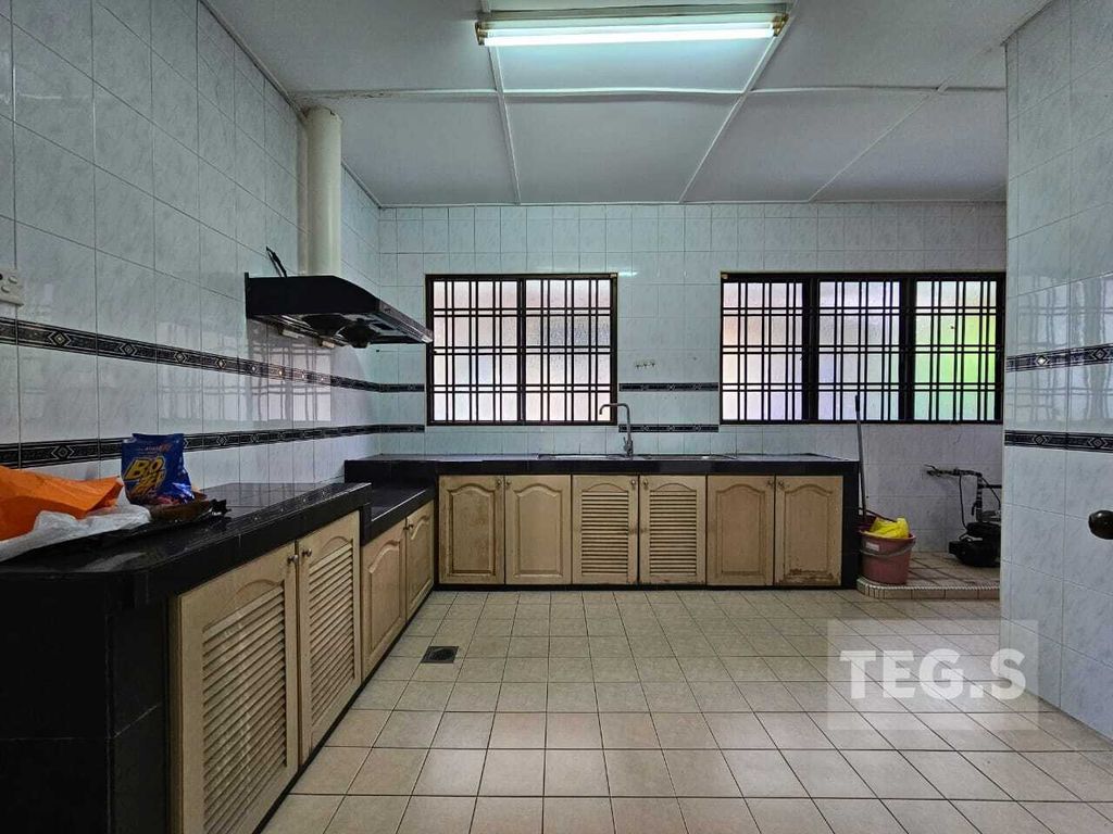 WhatsApp Image 2025-04-28 at 12.33.52 AM (2)