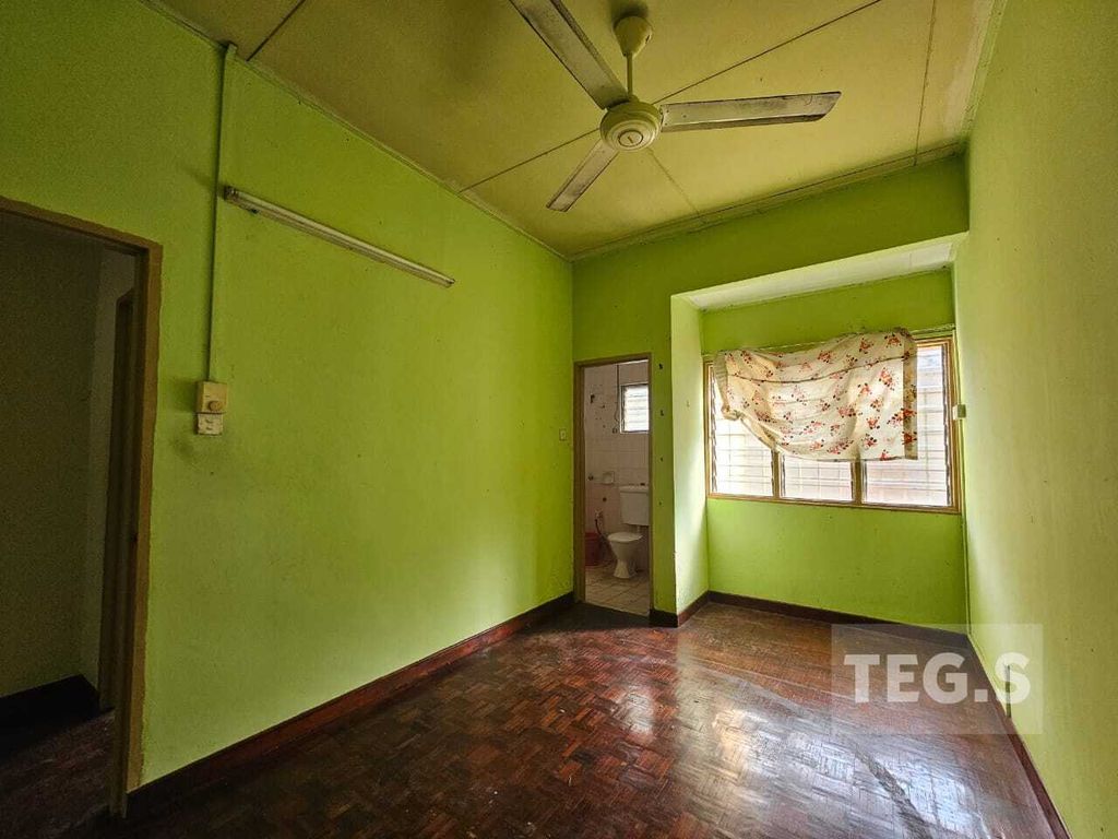 WhatsApp Image 2025-05-05 at 11.58.24 PM (3)