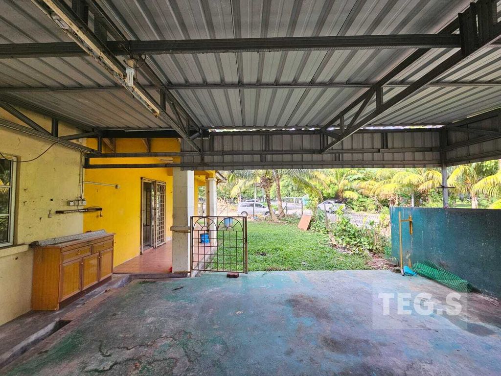 WhatsApp Image 2025-05-05 at 11.58.25 PM (1)