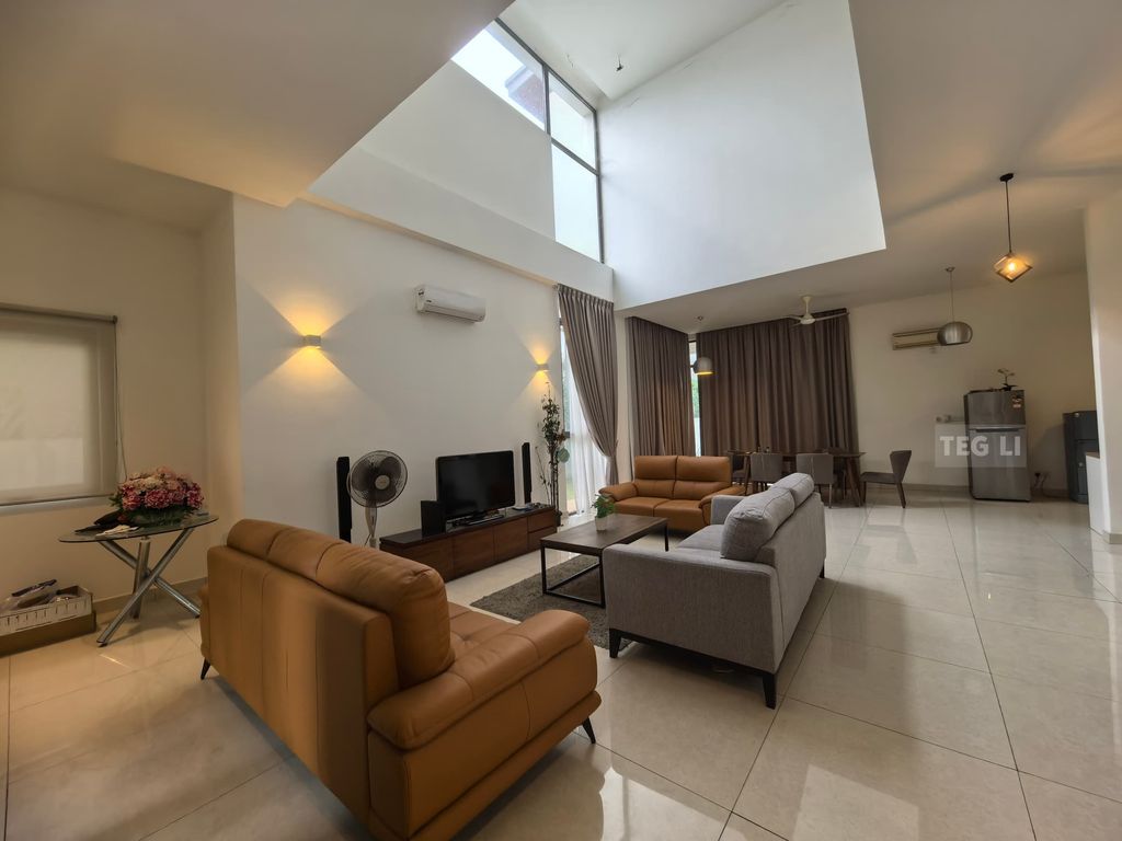 WhatsApp Image 2025-05-03 at 11.02.35 PM