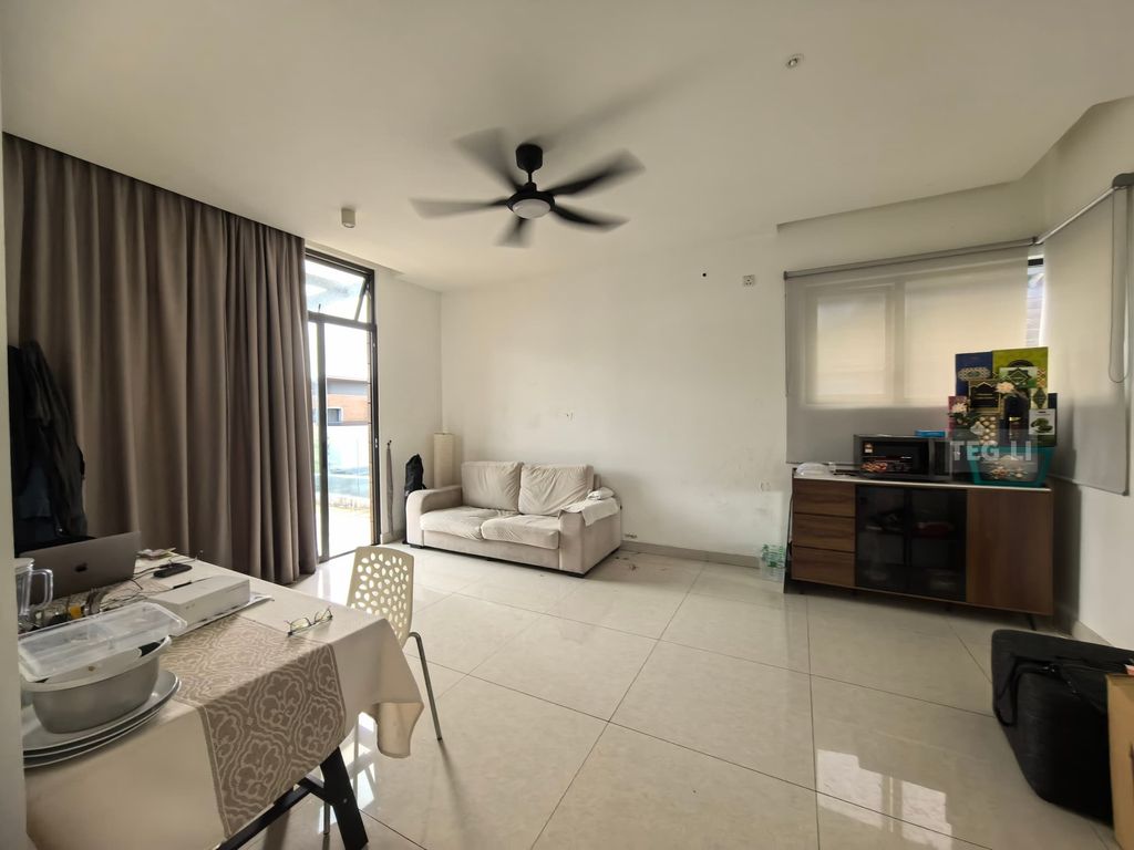 WhatsApp Image 2025-05-03 at 11.02.38 PM (2)