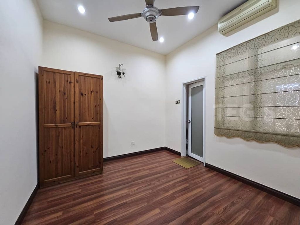 WhatsApp Image 2025-04-28 at 12.33.55 PM