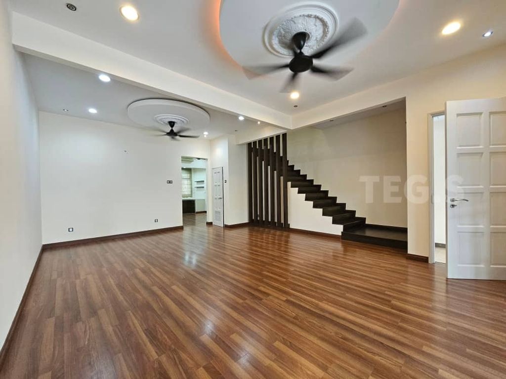 WhatsApp Image 2025-04-28 at 12.33.54 PM (1)