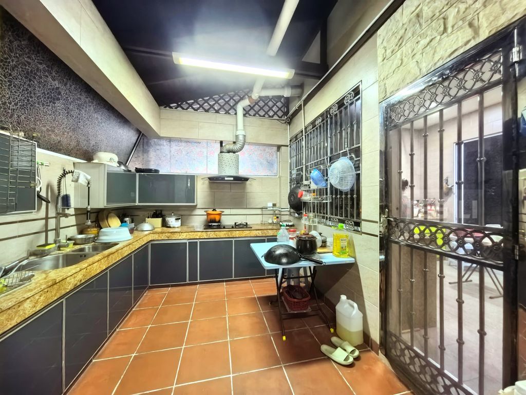 WhatsApp Image 2025-05-03 at 10.22.28 PM