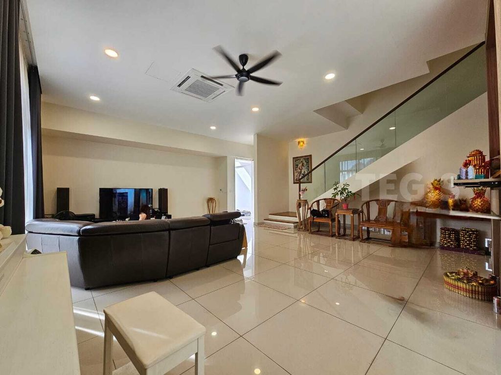 WhatsApp Image 2025-04-29 at 12.06.27 AM (1)