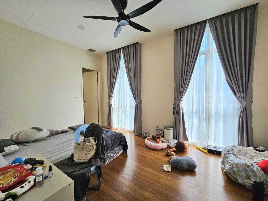 WhatsApp Image 2025-04-29 at 12.06.30 AM