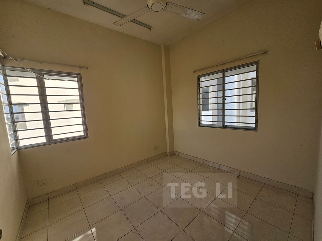 WhatsApp Image 2025-04-26 at 10.27.32 AM