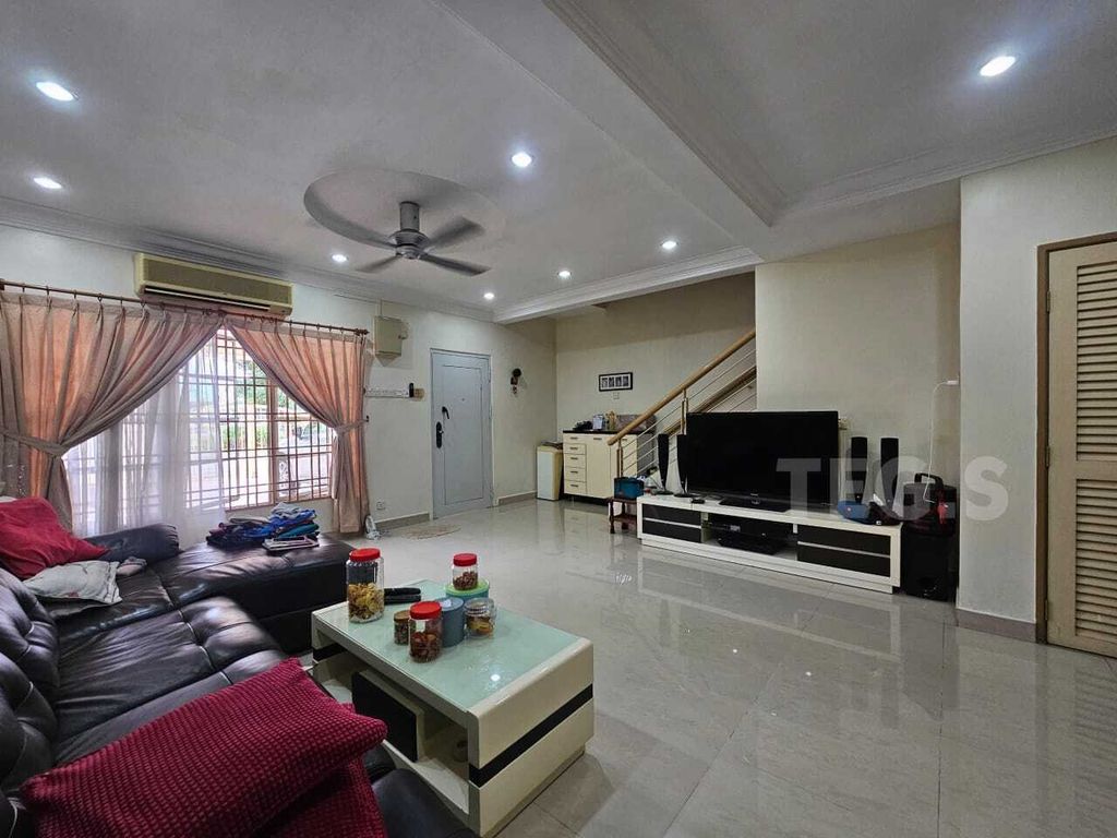 WhatsApp Image 2025-04-19 at 10.58.22 AM (1)