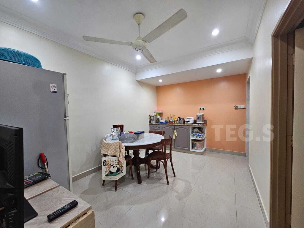 WhatsApp Image 2025-04-19 at 10.58.23 AM