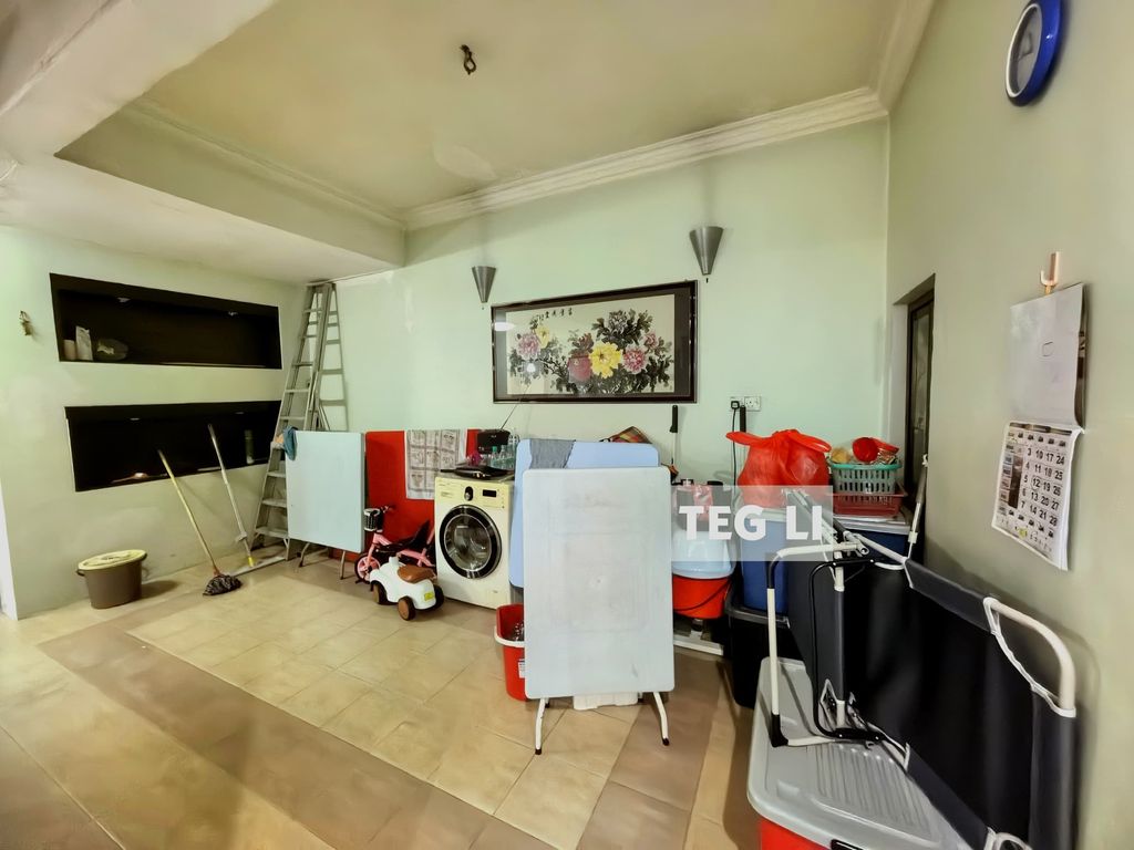 WhatsApp Image 2025-03-23 at 1.34.33 PM