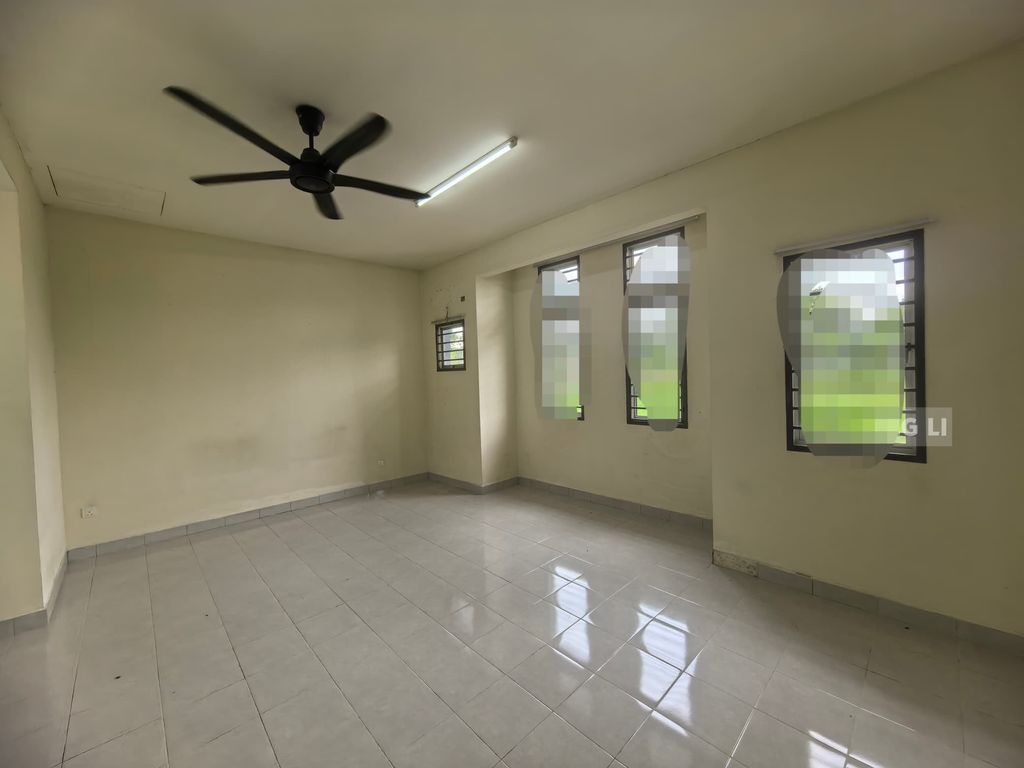 WhatsApp Image 2025-05-06 at 10.28.34 AM