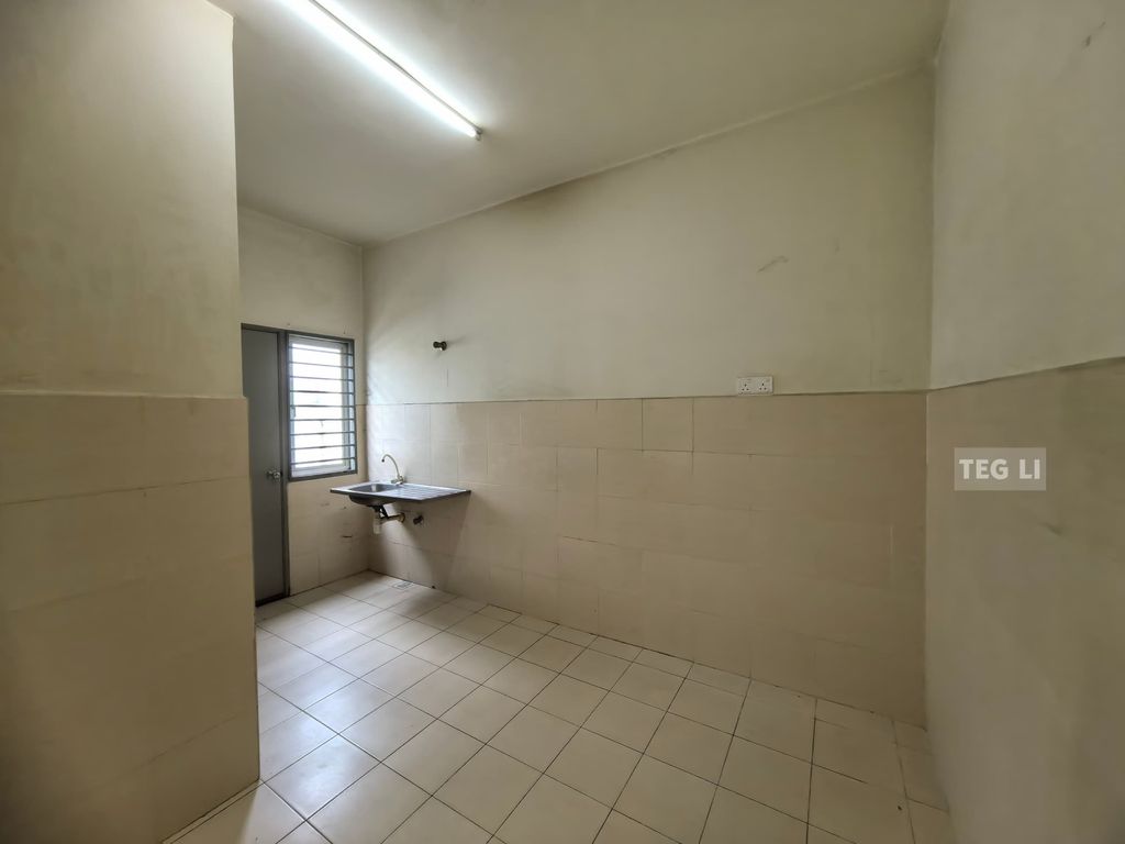 WhatsApp Image 2025-05-06 at 10.28.36 AM