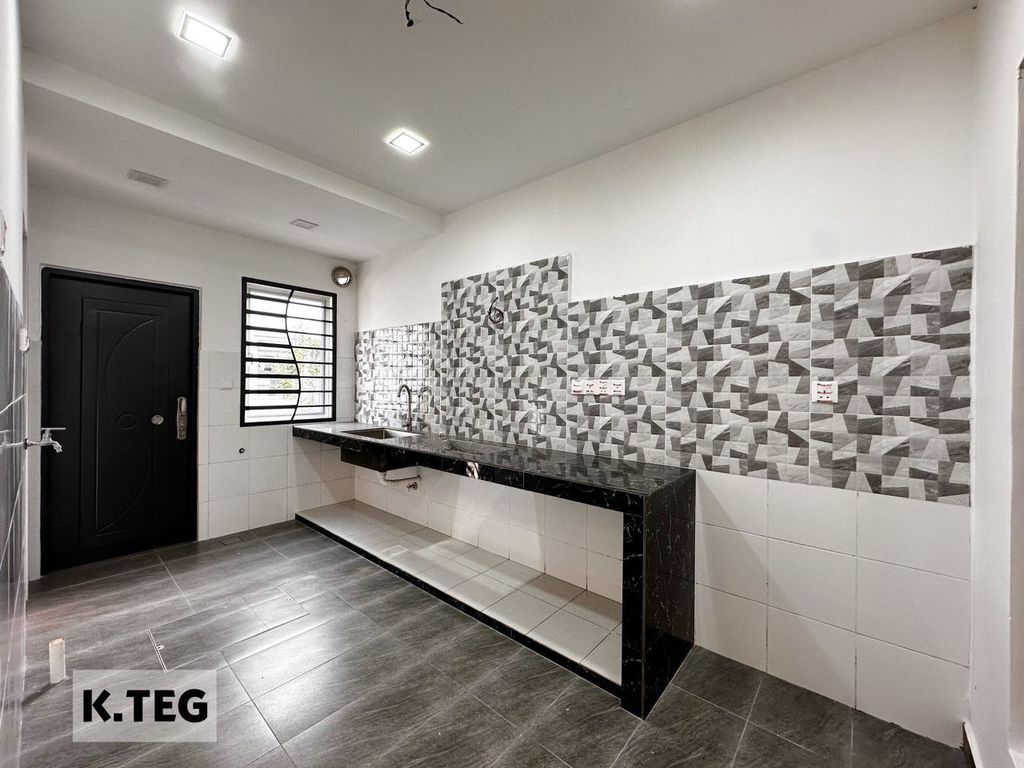 WhatsApp Image 2025-05-10 at 10.12.51 AM (2)