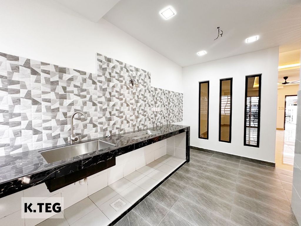 WhatsApp Image 2025-05-10 at 10.12.50 AM (3)