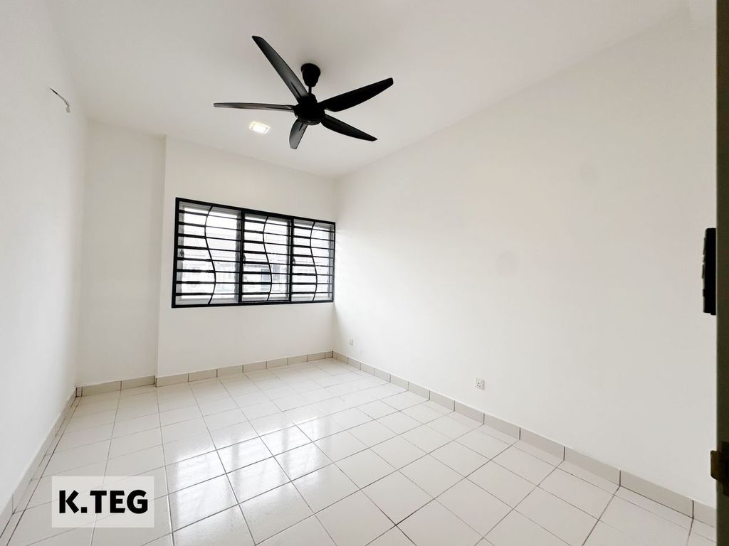 WhatsApp Image 2025-05-10 at 10.12.49 AM