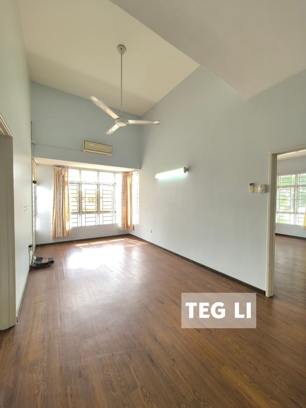 WhatsApp Image 2024-12-12 at 12.52.49 AM (3)