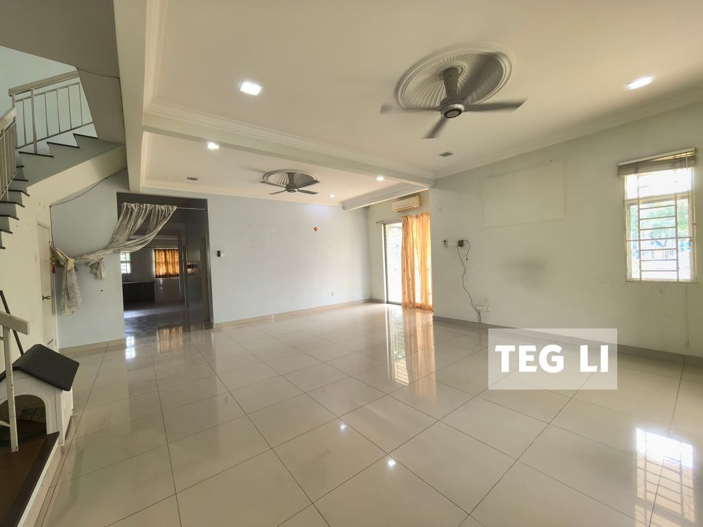 WhatsApp Image 2024-12-12 at 12.52.50 AM (2)