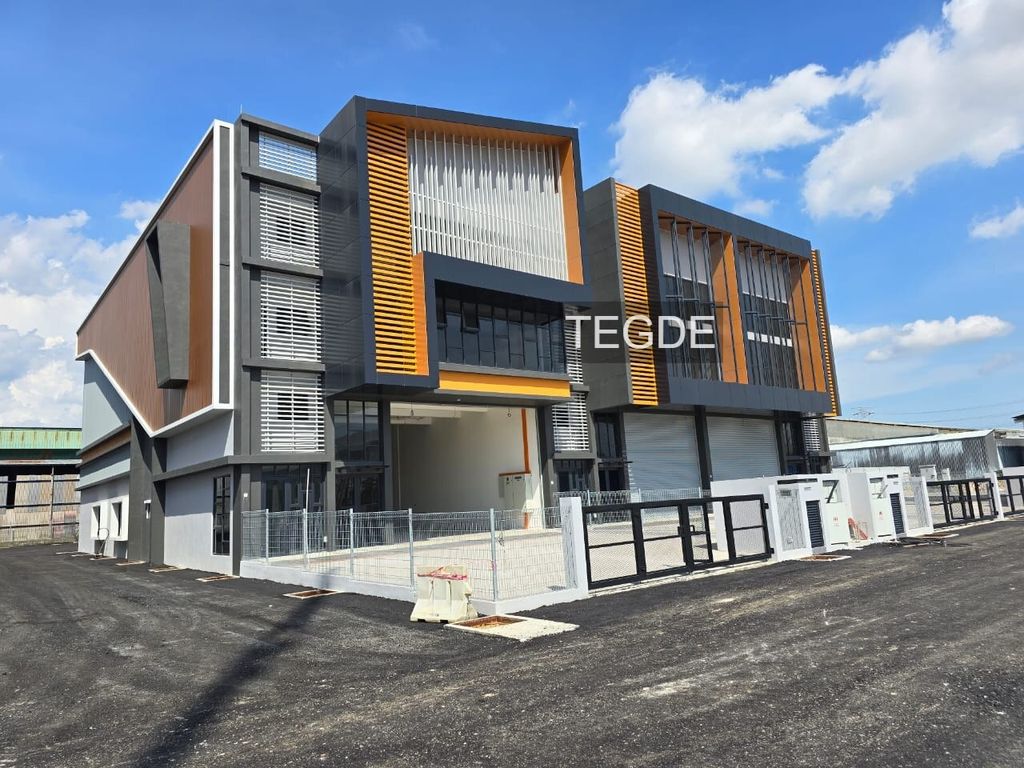 photo_2025-05-26_17-09-34