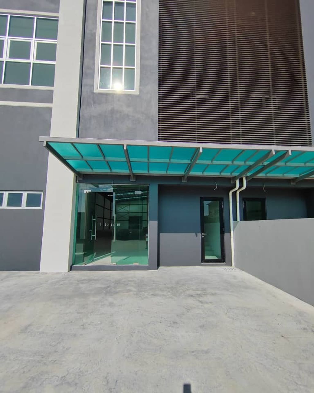 WhatsApp Image 2025-03-26 at 10.27.03 AM